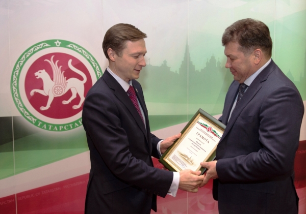 Тулпар Техник награжден грамотой Совета за успехи в области качества в конкурсе на соискание премий Правительства Республики Татарстан за качество 2015 года.